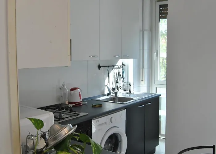 Apartman Portello Flat With Balcony Milánó