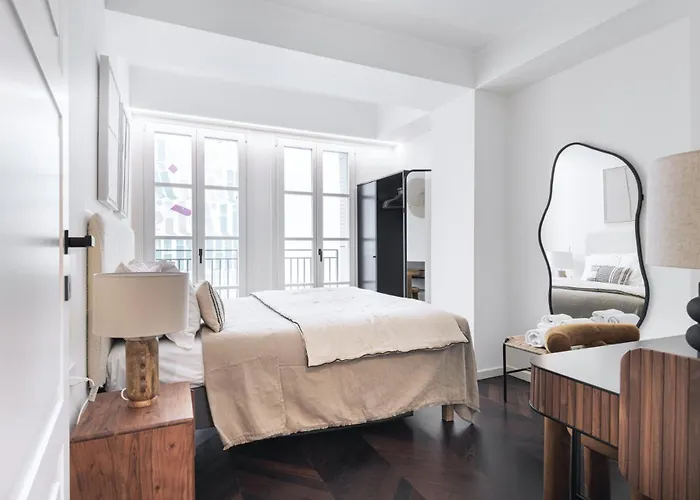 Easylife - - Medici 5 P2s - Duomo Lejlighed *