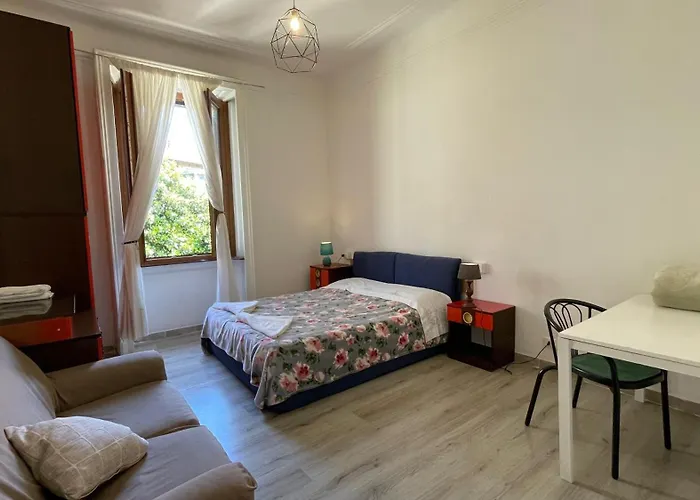 In The Center - Stanza In Centro Citta Homestay Milan