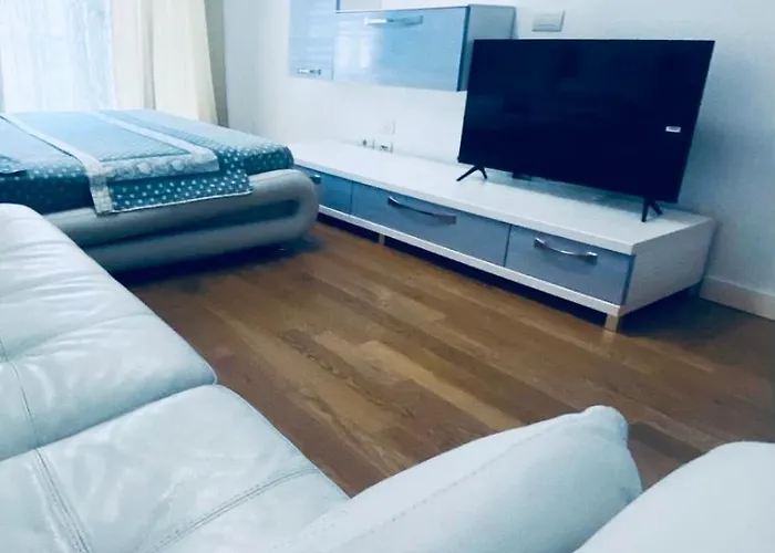 Pomaseiuno Apartman Milánó
