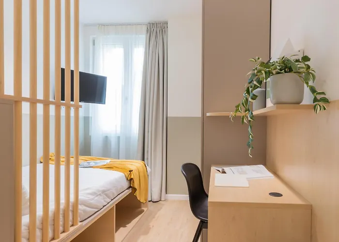 Апартаменты Well-located Campus Near Park Милан