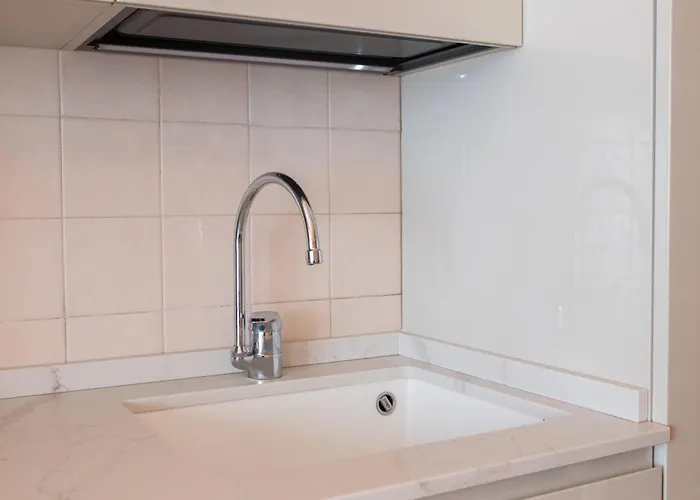 Duomo Walking Distance Elegant Flat With View * Milano