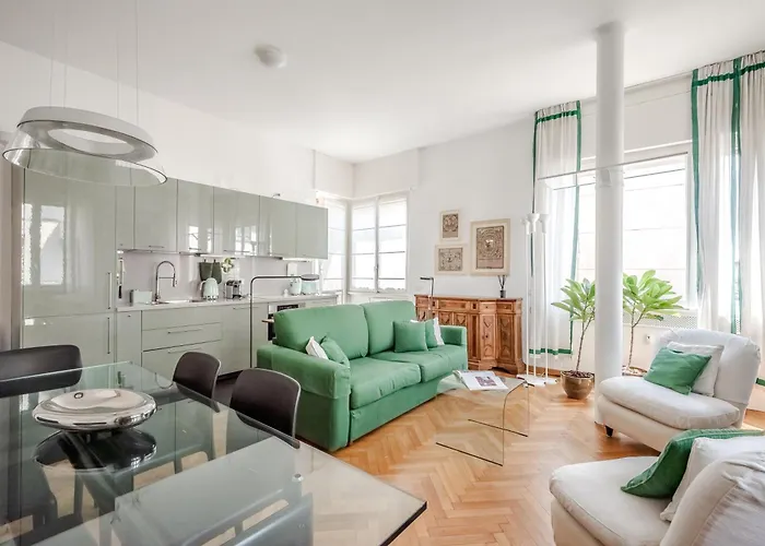 Ceradini With Balcony R&r Apartment