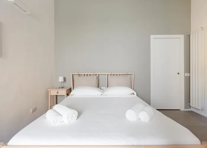 Guesthost - Corso Vercelli Cosy And Bright