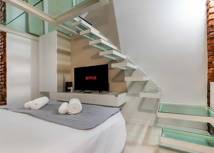 Апартаменты Farini Loft - Free Wifi And Netflix Милан