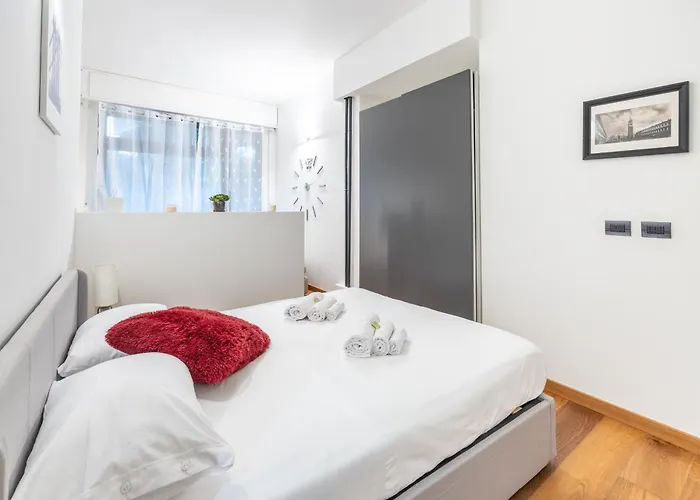Exclusive Suite1- Vicino Metro, Citylife, Stadio San Siro E Fiera Milano