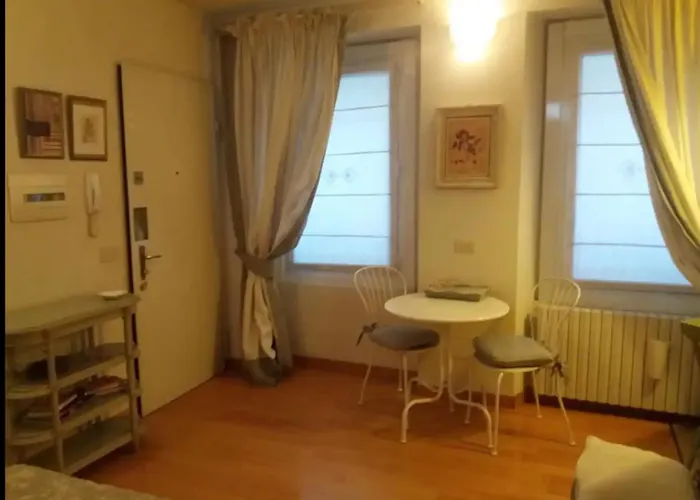 A Due Passi Da Piazza Duomo Apartamento Milão