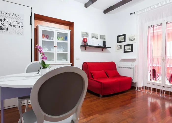 Bwr - Beautiful Loft Near The Duomo In Milan, Lamarmora Apartment *