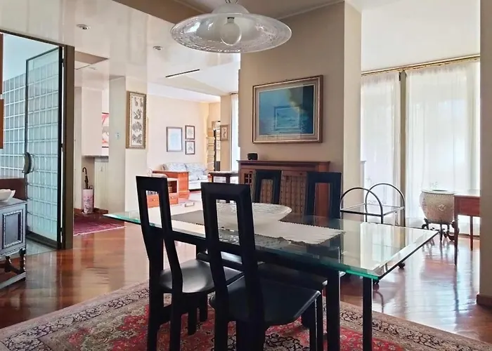 Apartamento Elegante Attico Con Terrazza - Porta Venezia
