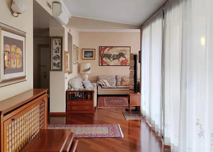 Elegante Attico Con Terrazza - Porta Venezia Apartamento Milán