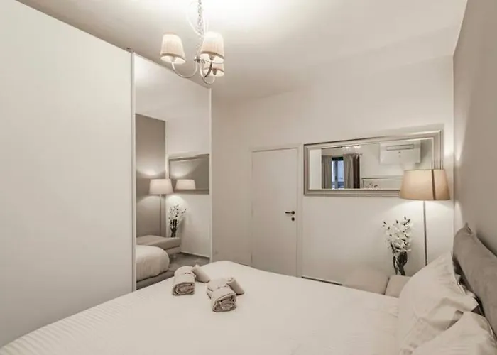 Trilocale Navigli Apartment