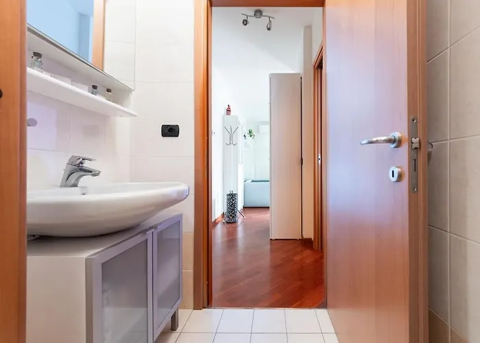 Caterina A 5 Minuti Da Fiere E San Siro Con Wifi-netflix-free Parking Milaan