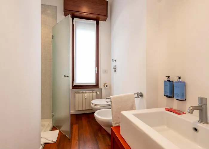 Apartahotel Royal Luxury P.zza Della Repubblica Milán