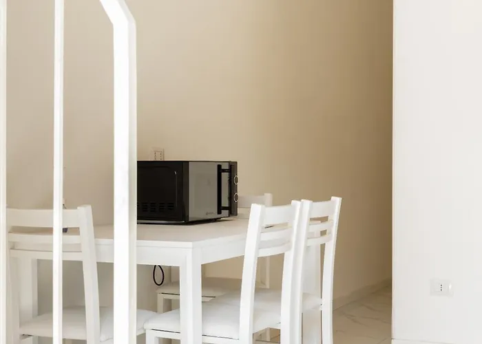 Cozy 2 Bedrooms, 10 Min For Centre, 3 From Linate Appartamento Milano