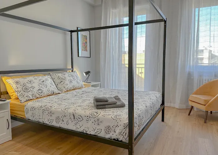 Torre 24 - Luxury Naviglio Apartament *