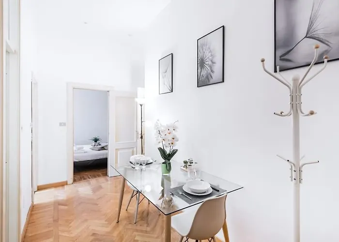 Апартаменты Easylife - - Morrone 21 - Porta Venezia *