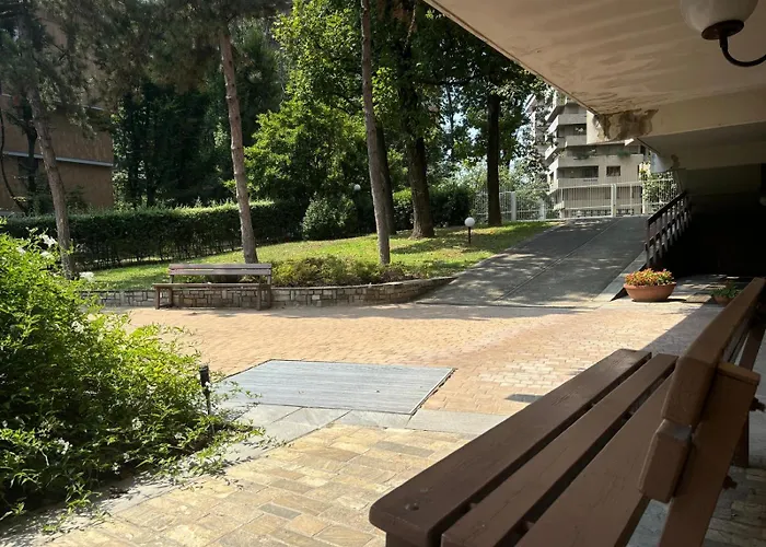 Apartamento Loft Elegante In Centro In Zona Signorile - Davanti Metro Milão
