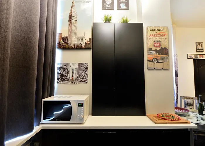 Apartmán Stupendo Di Design A Tema America- Potente Wi-fi Ottimo Il Collegamento Con Aeroporto Di Malpensa E Rho Fiera, Vicino Metro *