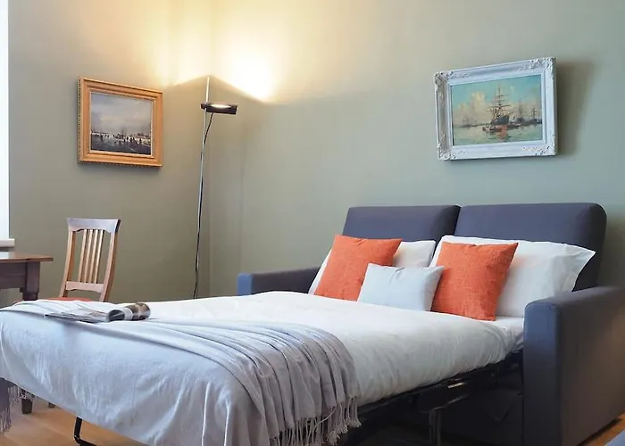 Apartman Contempora - Spacious One-bedroom For 4 People - Castello Sforzesco