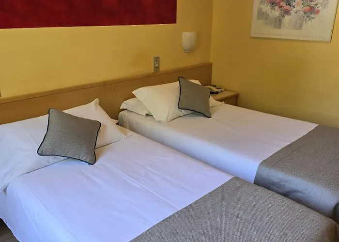 Mokinba Sant'ambroeus Hotel