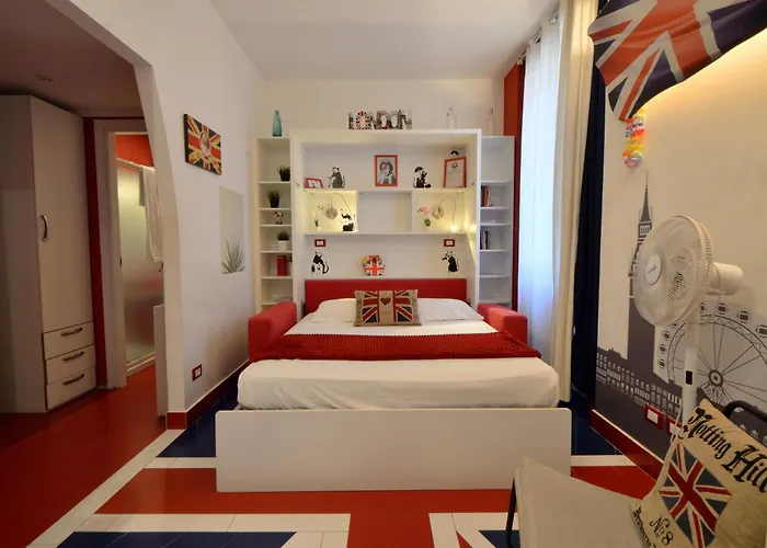 Bellissimo Mini Deluxe Di Design E A Tema Inghiterra - Potente Wi-fi Ottimo Il Collegamento Con Aeroporto Di Malpensa E Rho Fiera, Vicino A 3 Linee Metropolitane Lejlighed Milano