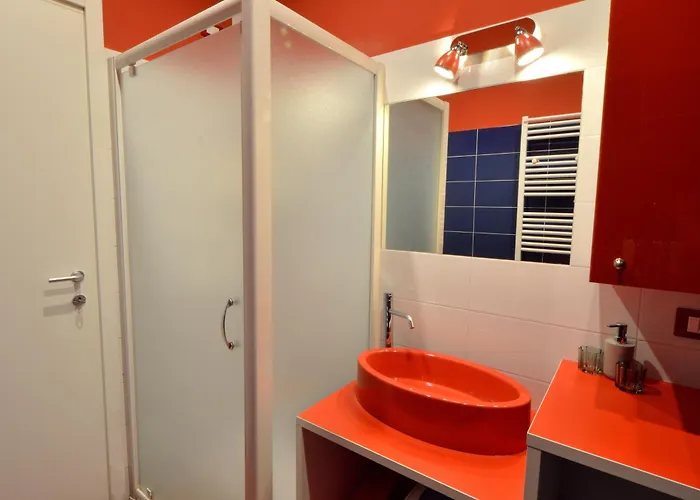 Lejlighed Bellissimo Mini Deluxe Di Design E A Tema Inghiterra - Potente Wi-fi Ottimo Il Collegamento Con Aeroporto Di Malpensa E Rho Fiera, Vicino A 3 Linee Metropolitane Milano