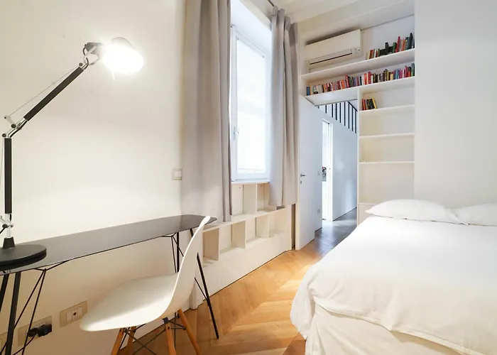 Luxury Penthouse With Rooftop Terrace شقة *