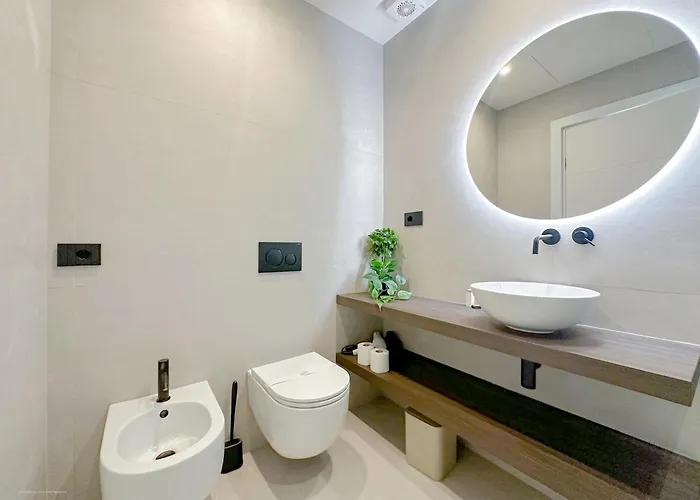 Porta Venezia - Luxy - 6 3* Milán