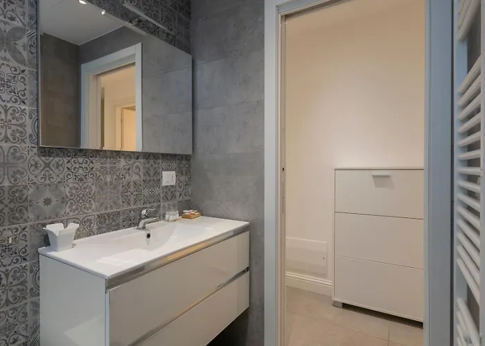 Xenia - Elegant Three-room In Moscova Area