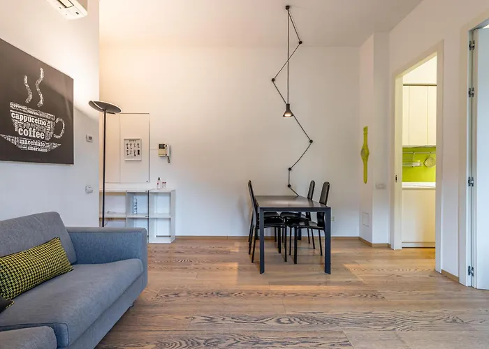 Pr Curt Apartamento Milán