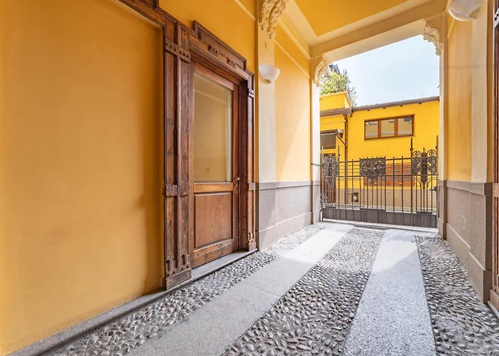 Completo A Isola - Cinque Minuti Da Porta Garibaldi * Milan