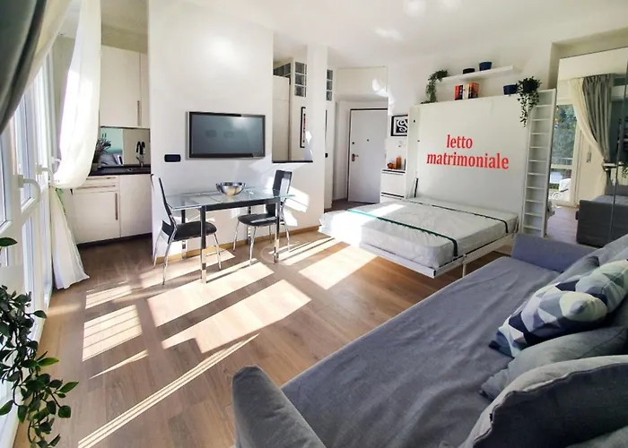 Smart - 1min From The Subway דירה *