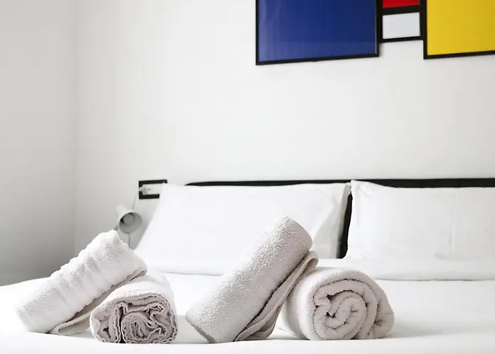 Appartement Casa Mondrian *