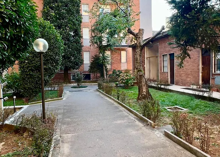 Moderno Ed Elegante Loft Con Balcone Apartament Mediolan