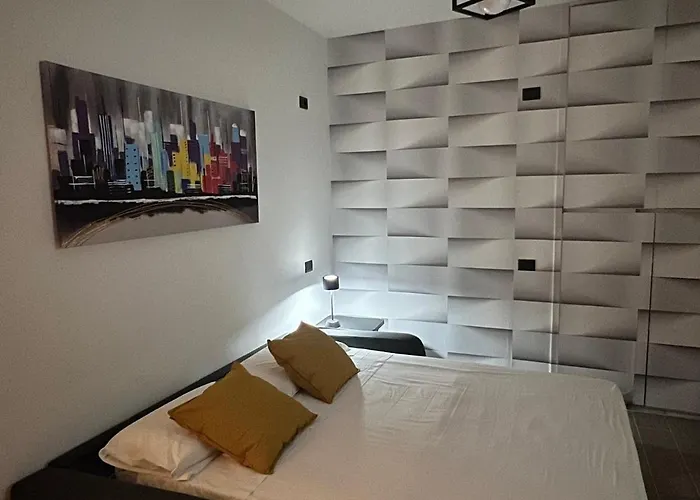 Moderno Ed Elegante Loft Con Balcone * Mediolan