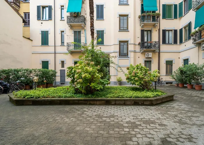 Penzion Easylife - - Crema 15 - Porta Romana *