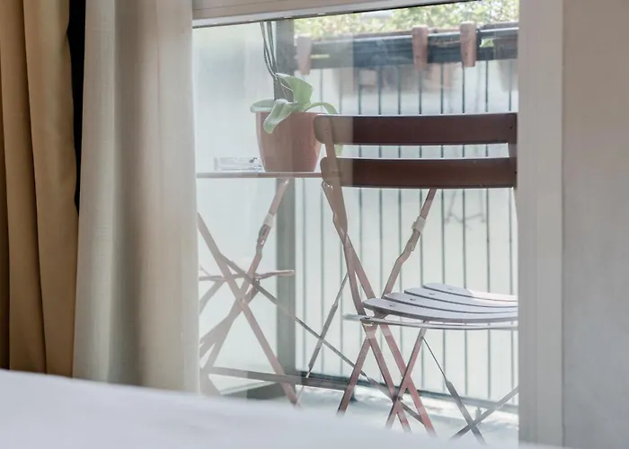 米兰纳威格力酒店 3*