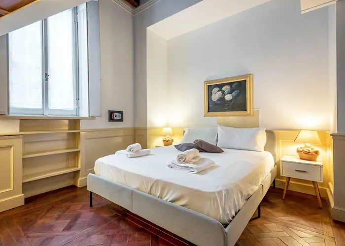 Exclusive 4 Bedrooms Near Duomo Appartement