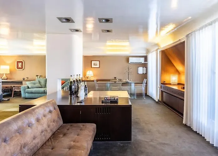 Attico Di Lusso Con Terrazzo A 10 Minuti Dal Duomo Apartman Milánó