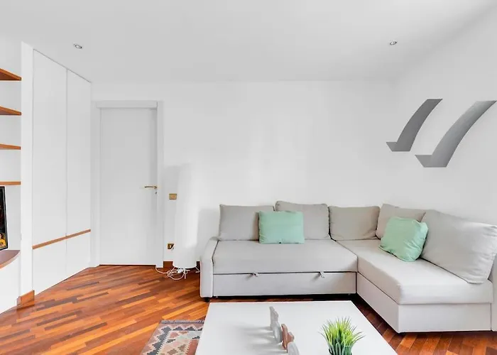 E Luminoso-4 Persone-metro M2 E Navigli Apartament *