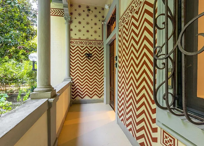 Bilocale Chic In Tropical A Due Passi Da Stazione Milano