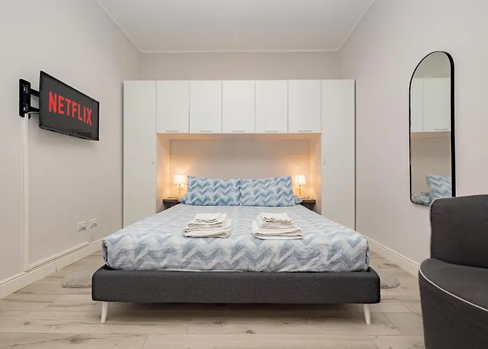 Arco Della Pace Modern