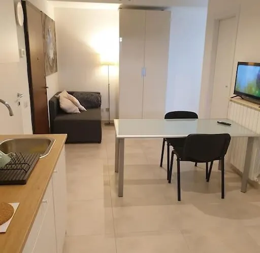 Lejlighed Garden Flat In Navigli Zone