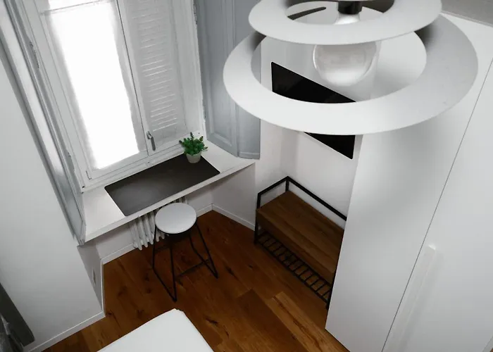 Farini 74 Design - Metro M3 Wifi Ac Appartement