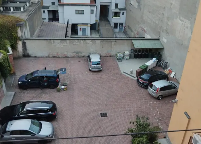 3 Station Free Parking דירה *