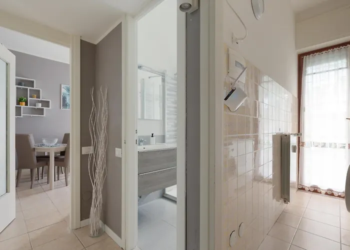 Guesthost - M1 Gambara Balcony شقة *