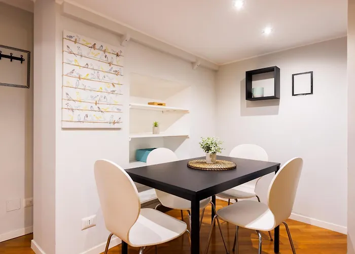 Design E Stile, Rifugio Alighieri A Centro Appartement Milaan