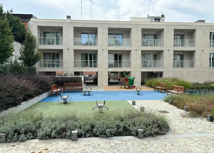 Torre Skyview Gym Pool & Rooftop Milánó