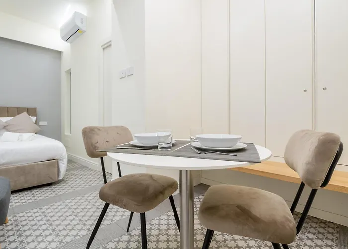 Centro Storico Vetra M4-studio 10min Walk Duomo * מילאנו