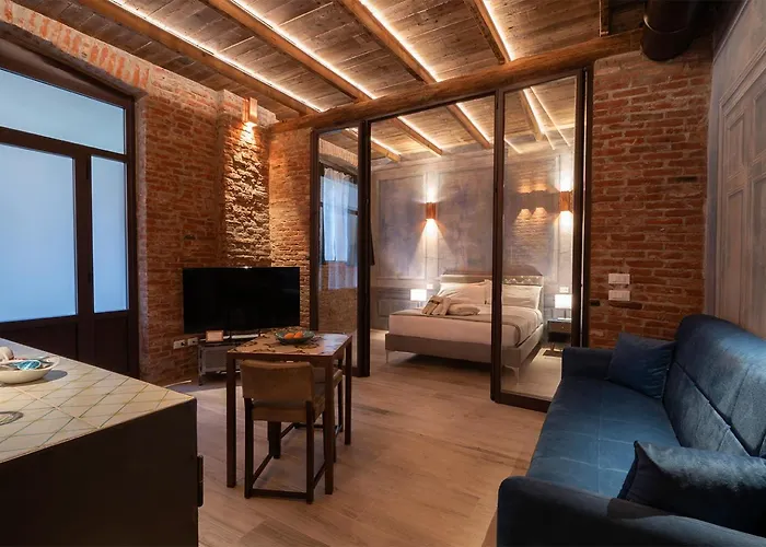 Emme Loft I Blue Moon - Elegant Luxury Loft *